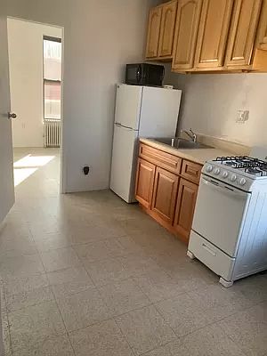 2nd image of 214 Canal St #24A