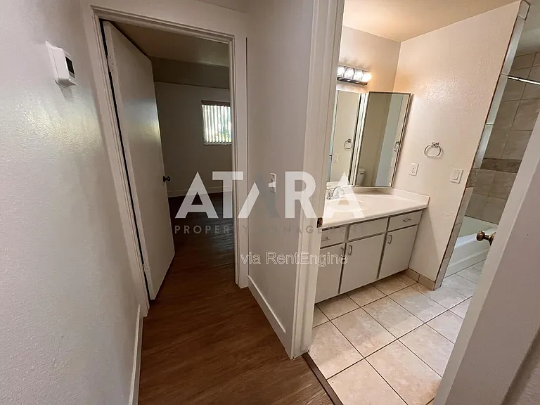 2141 S 2060 E — Photo 16
