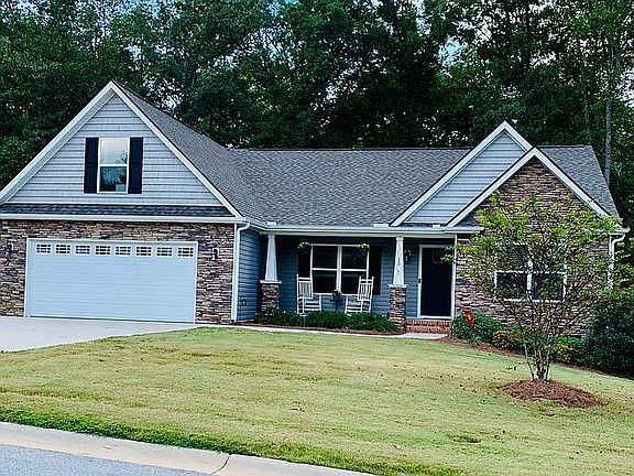 2nd image of 15 Goodwin Farms Ct