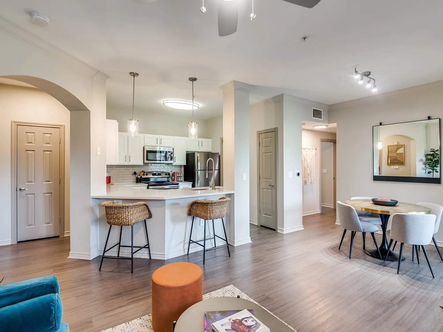 Aventura on Briar Forest — Photo 4