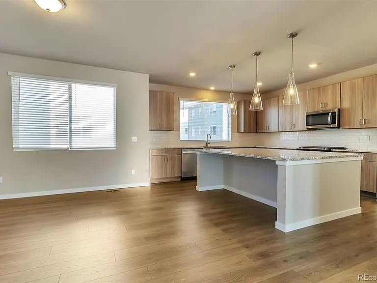 16762 Tejon Pl — Photo 9