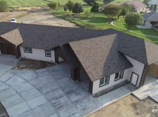 400 Tanager Rd, Fernley, NV 89408