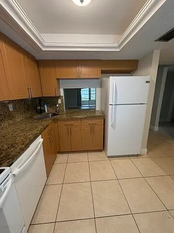9338 SW 3rd St #508 — Photo 14