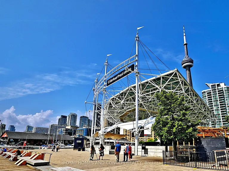 230 Queens Quay W #618 — Photo 46