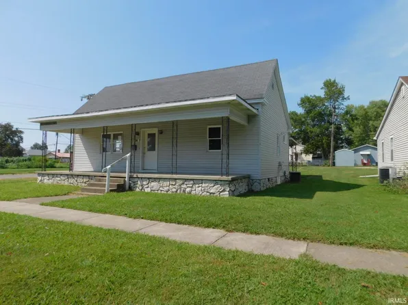 623 W Grissom Ave, Mitchell, IN 47446