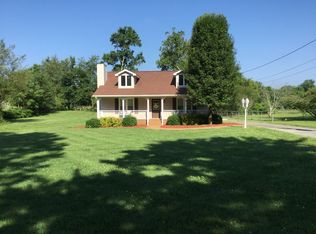 4037 Sycamore Rd, Greenbrier, TN 37073