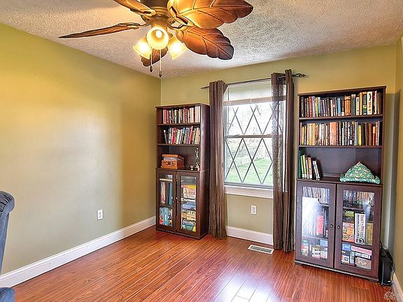 4th image of 3121 Dorf Dr