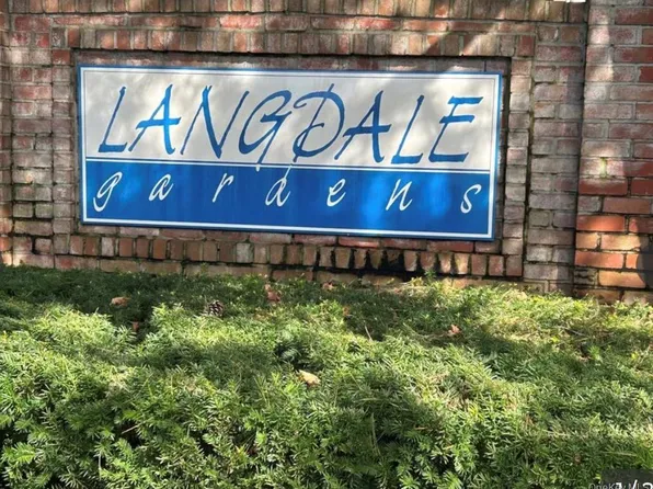 82-34 Langdale Street #142A, New Hyde Park, NY 11040