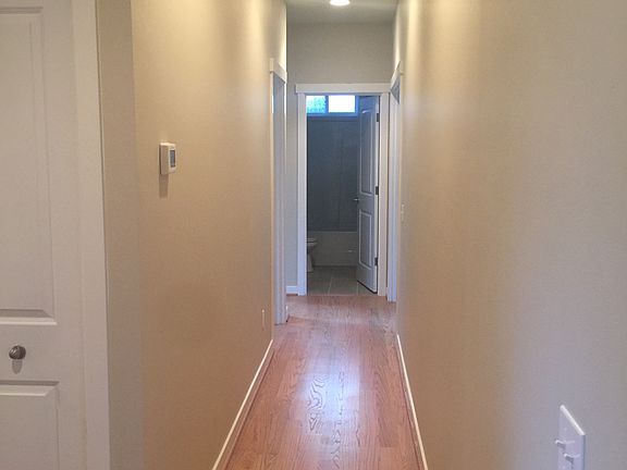 Hallway to rooms 