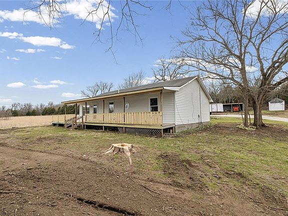 2nd image of 17394 Devlin Rd