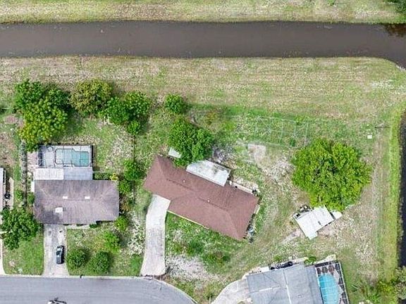 4th image of 500 Pennview Ave