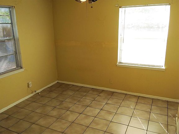 4th image of 801 Eleanor Ave #B