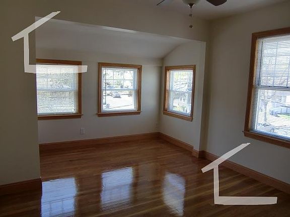 2nd image of 36 Elmira St #10