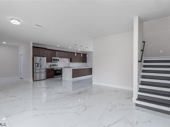 5th image of 2523 69th St W