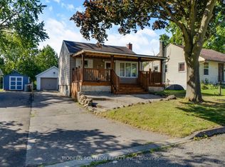 31 Elm St, Ajax, ON L1S1W5