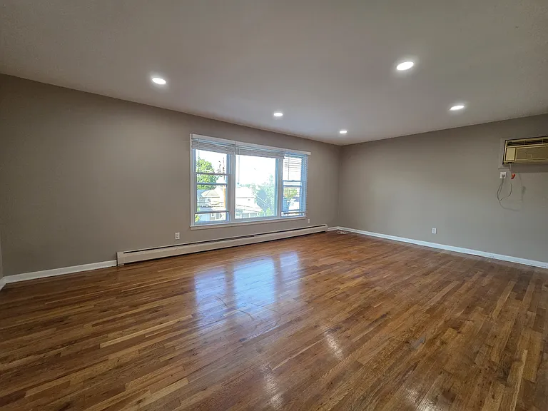 253 Parker Ave #2 — Photo 7
