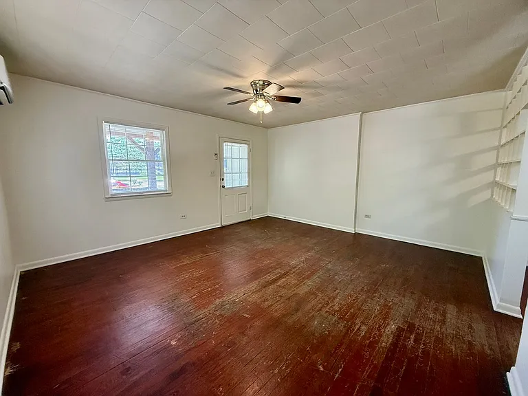 819 W Emerson St — Photo 4