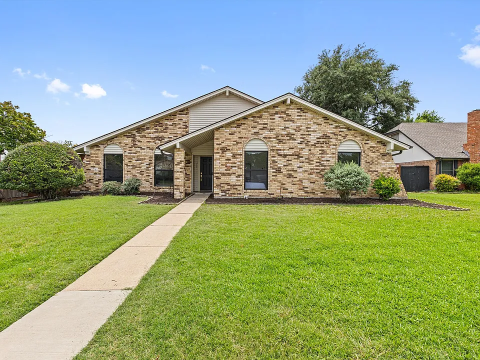 3404 Newkirk Dr
