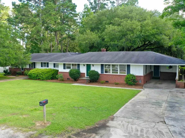 221 Pine St., Latta, SC 29565