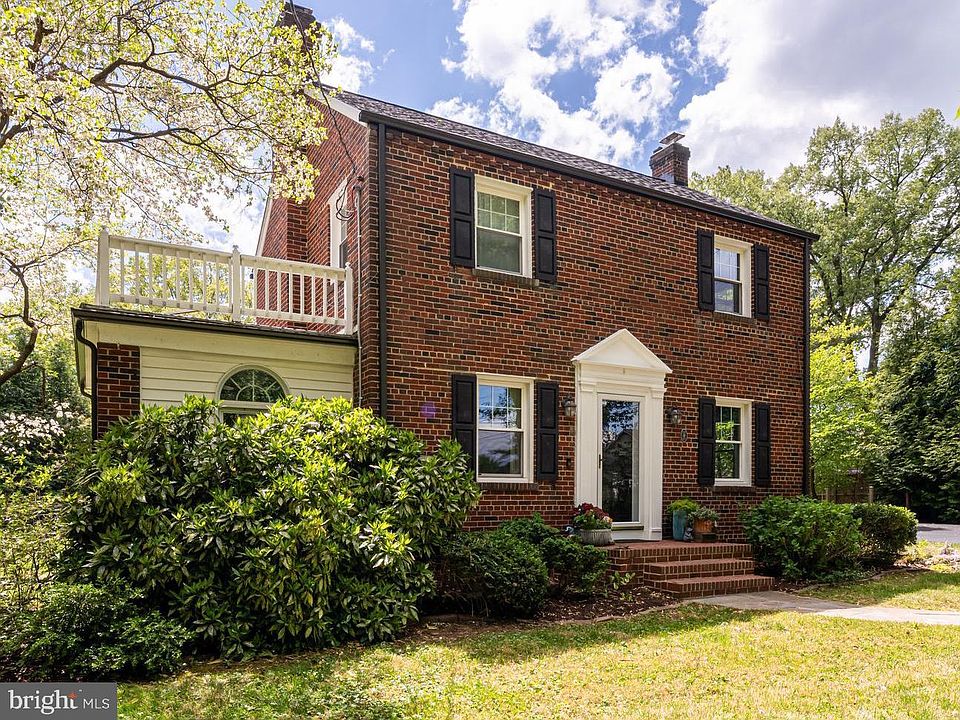 1st image of 3911 Maury Pl