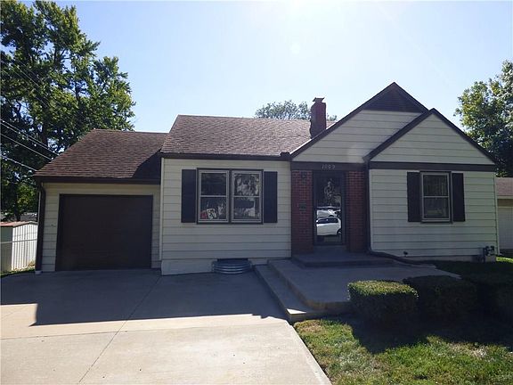 5th image of 1009 W 81st St