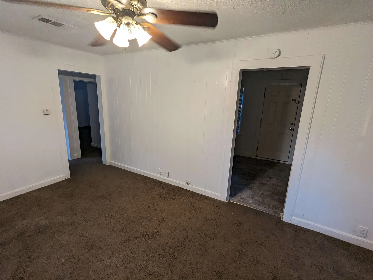 501 N Wilson St — Photo 3