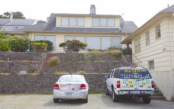 3rd image of 4422 SW Beach Ave APT 5