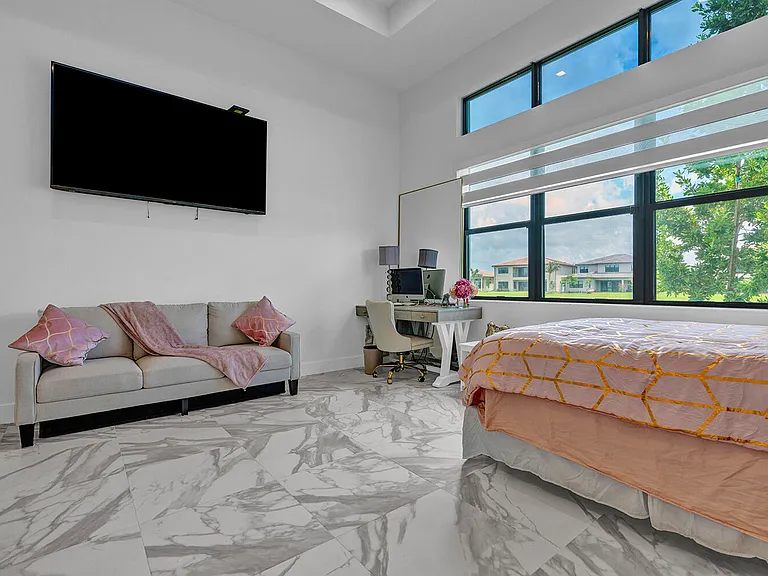 9524 Riverside Park Dr — Photo 13