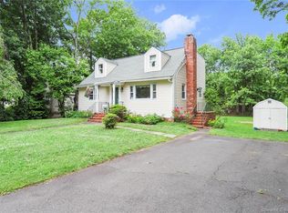 125 Intervale Rd, Trumbull, CT 06611