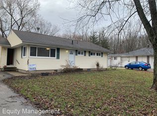 4409 Sunnybrook Dr SE, Warren, OH