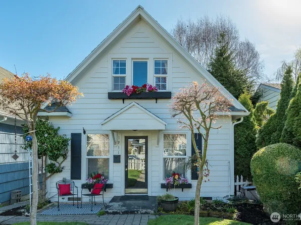 1911 RUCKER Avenue, Everett, WA 98201