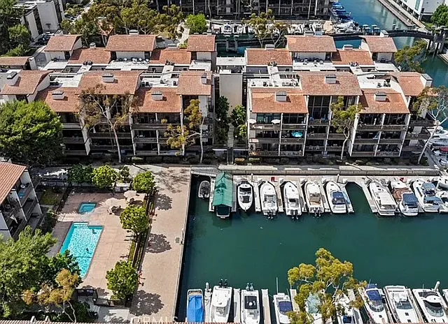 8124 Marina Pacifica Dr N #5 — Photo 20