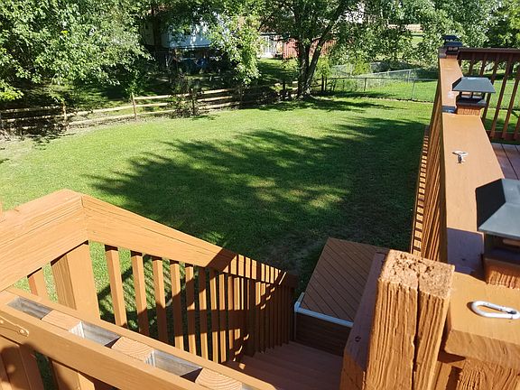 3rd image of 1392 Linden Creek Dr