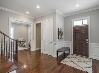 7803 Straits Ln, New Albany, OH 43054