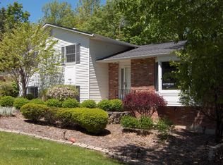 9891 Tanbark Trl, Mentor, OH 44060