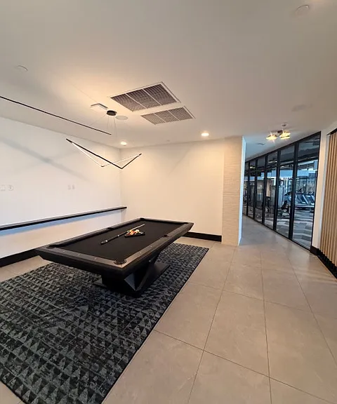 16069 W Dixie Hwy #202 — Photo 11