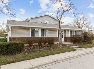 1473 Fremont Dr, Hanover Park, IL 60133