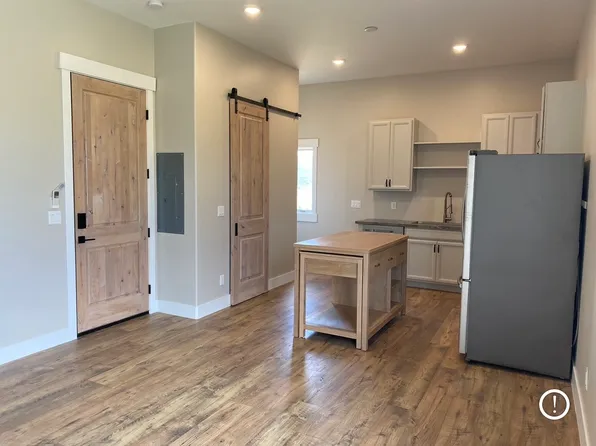(undisclosed Address), Gypsum, CO 81637