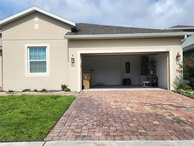 3230 Stratton Cir — Photo 28