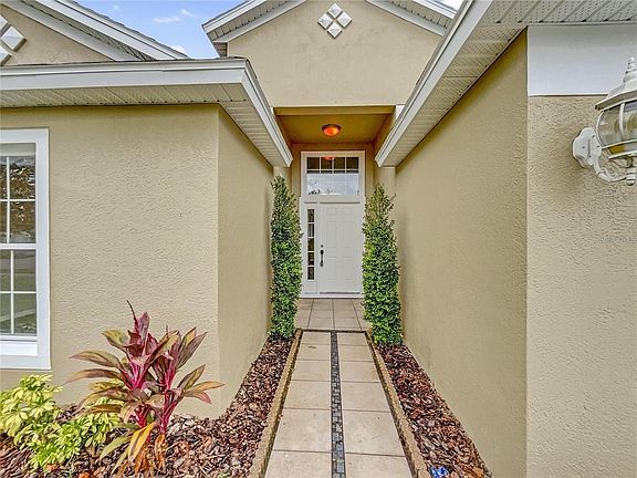 3rd image of 4655 Doral Park Ave