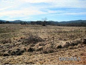 1st image of 10 Lauralee Ln
