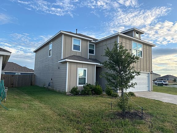 2nd image of 1412 Woodwinds Dr