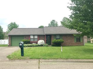 8811 Arcadia Dr, Newburgh, IN
