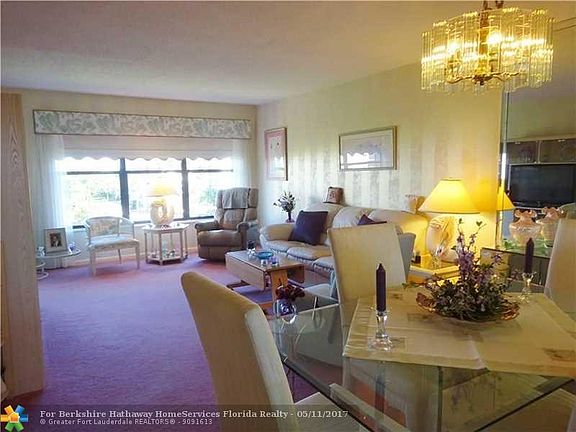 4th image of 2309 S Cypress Bend Dr APT 612
