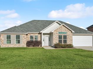 3637 Lake Timberlane Dr, Gretna, LA 70056