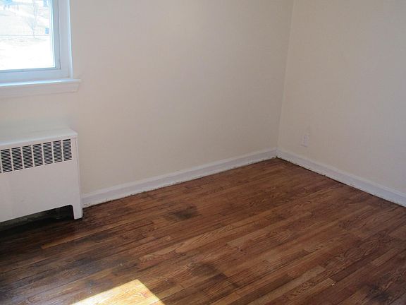 2nd image of 500 S Center St APT D1