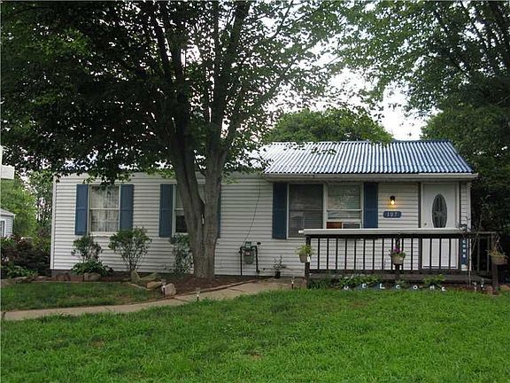 2nd image of 107 Oberlin Dr