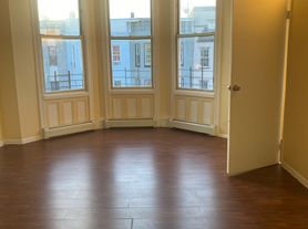 96 Cornelia St, Brooklyn, NY