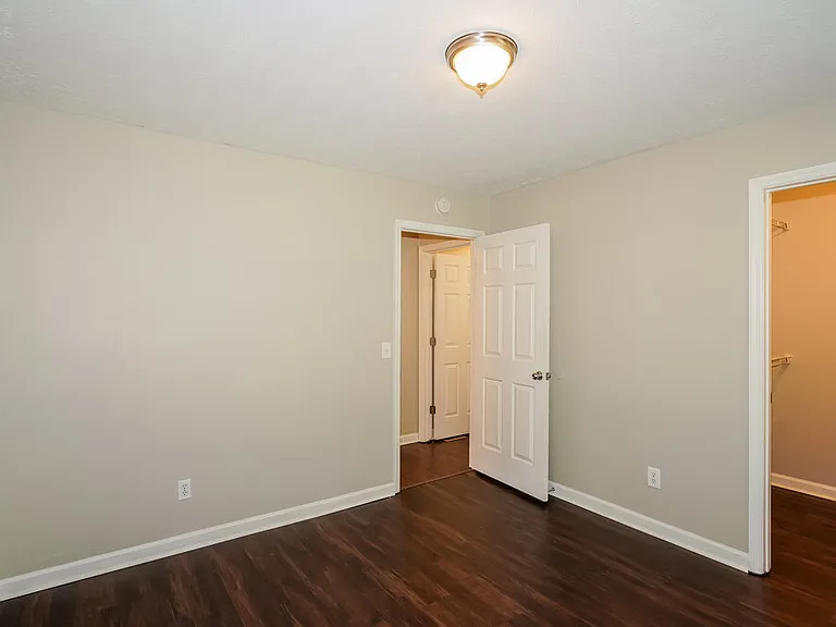 408 Dellwood Dr — Photo 14