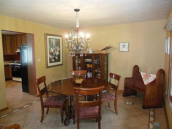 4th image of 106 Rockland Dr